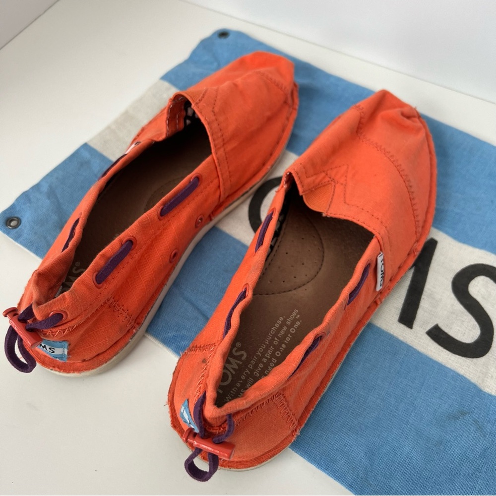 Toms - Picture 4 of 9